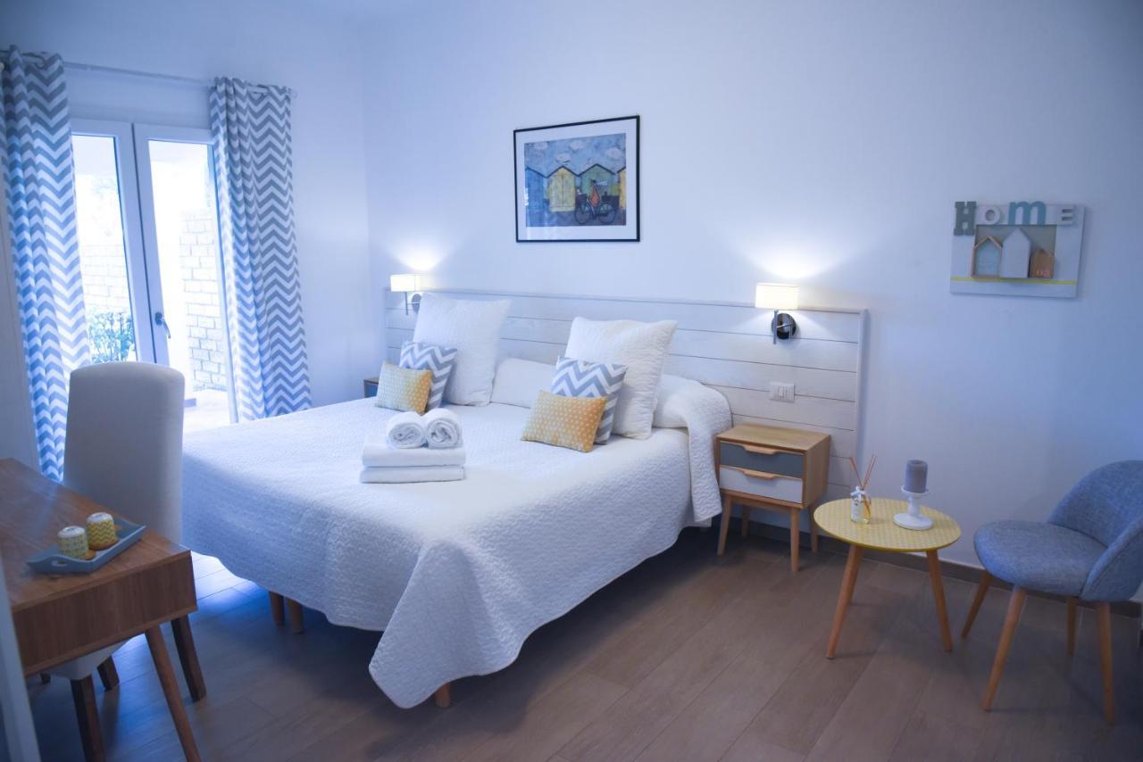 Bed And Breakfast Country Cottage ชิวิตาเวกเกีย ภายนอก รูปภาพ